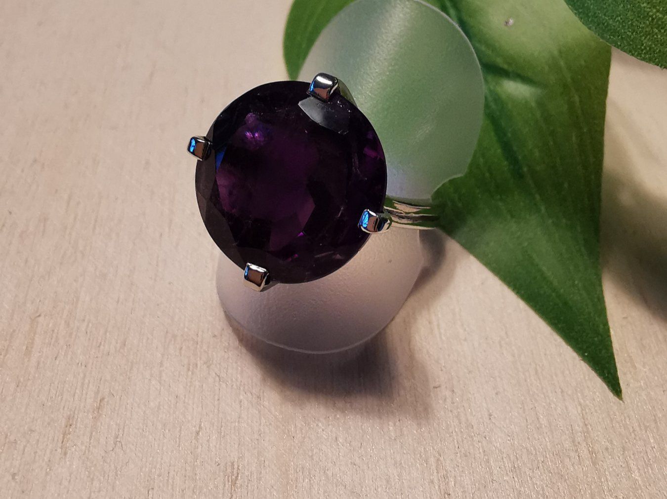 Anelli: Silber Damenring mit grossem Amethyst aus der Goldschmiede – Nuovo e nell'imballaggio originale da Dierikon venduto da Buntspecht-10 3