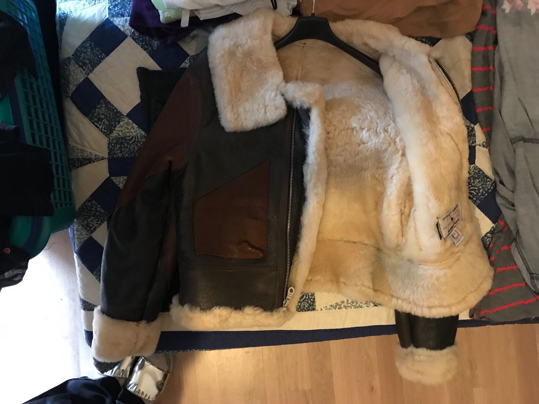 Avirex Giacche: Blouson AVIREX, en cuir et fourrure – Nuovo (secondo la descrizione) da Bern venduto da Balharbour 6