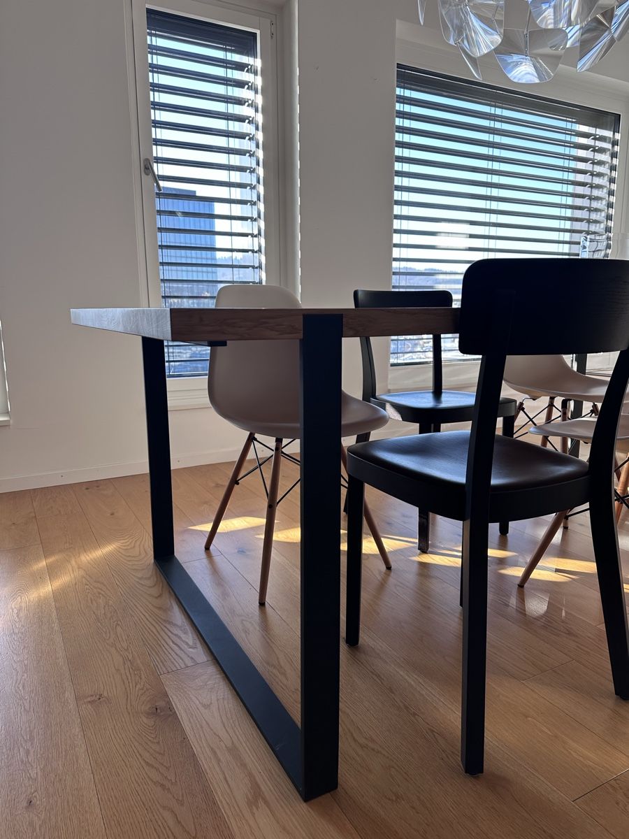 Tavoli: Janua Designtisch Eiche/Metall, Top Zustand – Usato da Zürich venduto da lid_lqc8 4