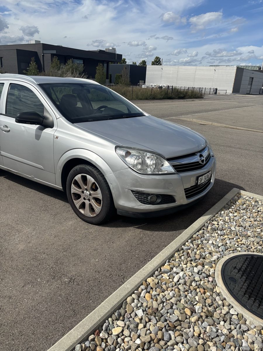 Opel Autos: Opel Astra H16R Cvan – Defekt aus Schaffhausen von suj_9kjx 2