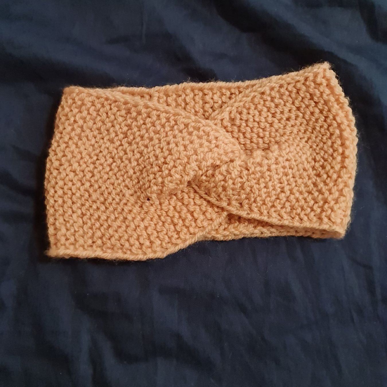 Copricapi, berretti & cappellini: Handgestricktes Haarband rosa – Nuovo e nell'imballaggio originale da Grafstal venduto da sel_yil