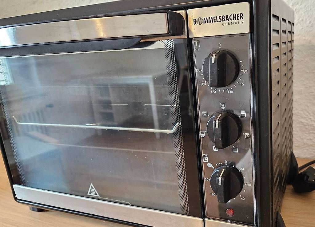 Elettrodomestici da cucina: Rommelsbacher oven – Usato da Basel venduto da kai_2d7g 1