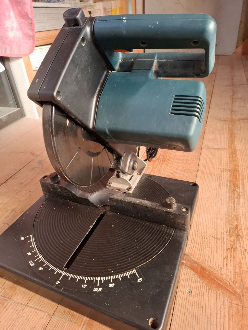 Seghe: Black&Decker Kappsäge KS805 – Usato da Pany venduto da Prjnjm
