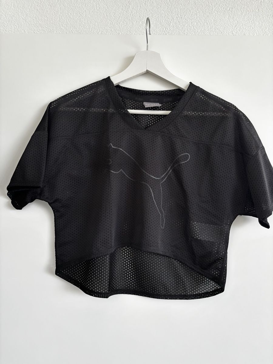 Puma Top: Sport Top Puma – Nuovo (secondo la descrizione) da Basel venduto da sop_h98w