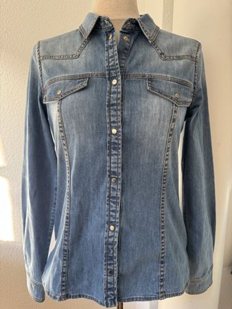 Chemisier en jean Marella Sport, taille 36, comme neuf