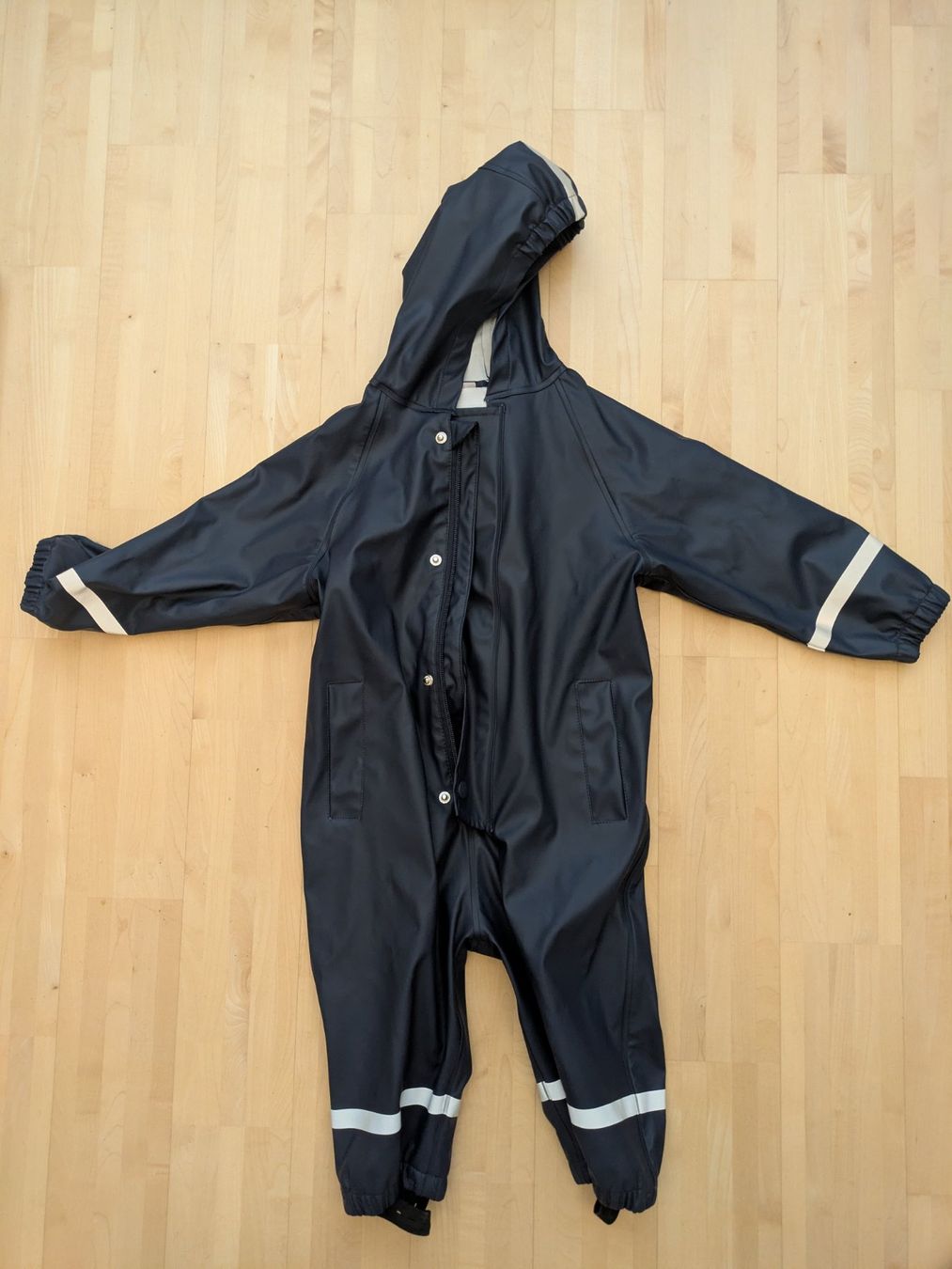 Kleiderpakete & -sets: Regendress Gr. 92 – Gebraucht aus Bern von macsandra
