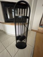 Kaminbesteck schwarz mit Kaminzubehör, guter Zustand