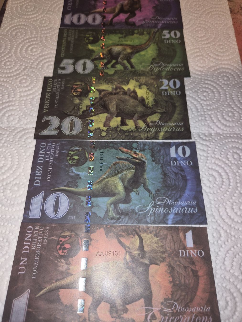 Banconote: lot de 5 billets commémorarif dinosaure – Nuovo (secondo la descrizione) da Senèdes venduto da hen_fw8b 1