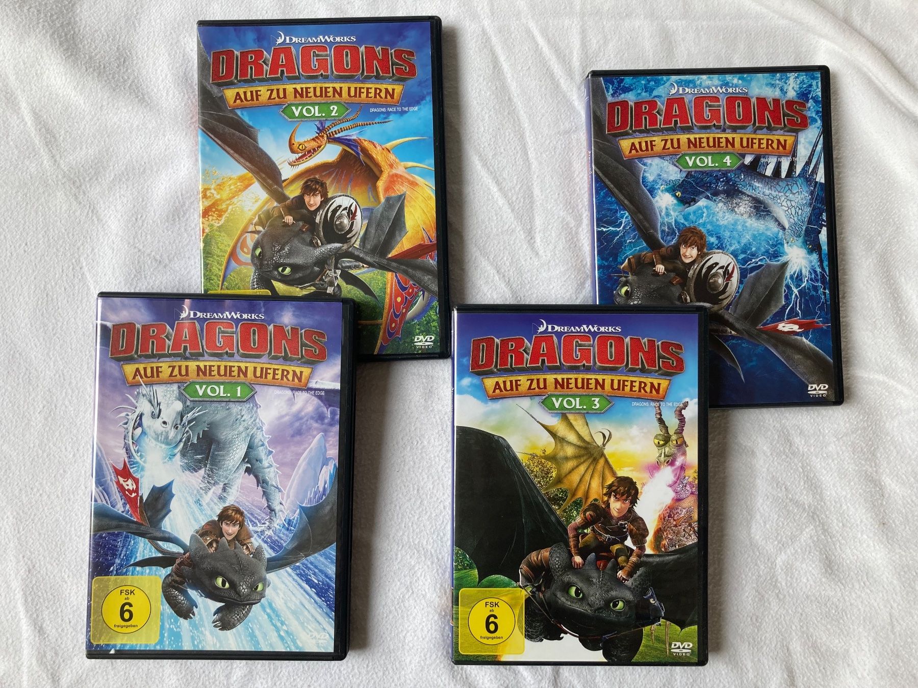Tutti i DVDs: DVD Dragons, vol1-4, deutsch+englisch – Usato da Bottmingen venduto da leharblume