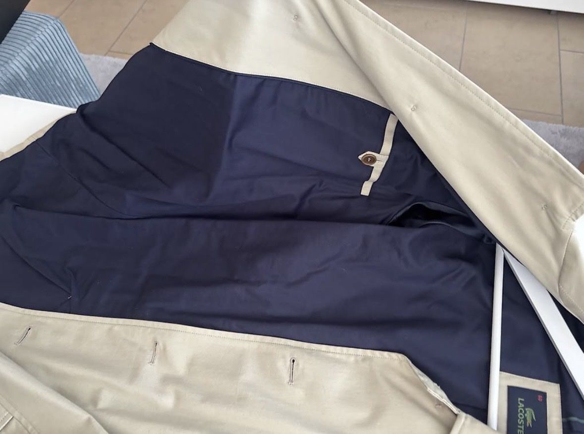 Lacoste Mäntel: Lacoste Mantel – Neu (gemäss Beschreibung) aus Lachen SZ von leo_c2mh 3