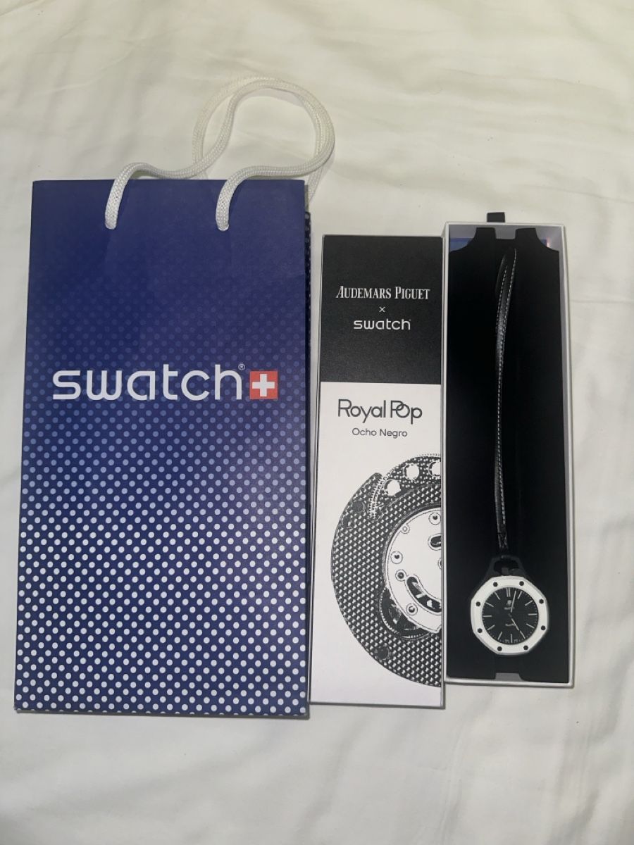 Swatch Orologi: Swatch x ap royal pop ocho negro – Nuovo e nell'imballaggio originale da Thônex venduto da GBC_WW