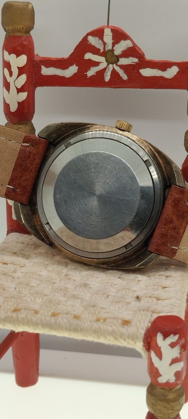 Poljot Montres: Montre poljot soviétique – D'occasion à La Chaux-de-Fonds par jac_9llg 5