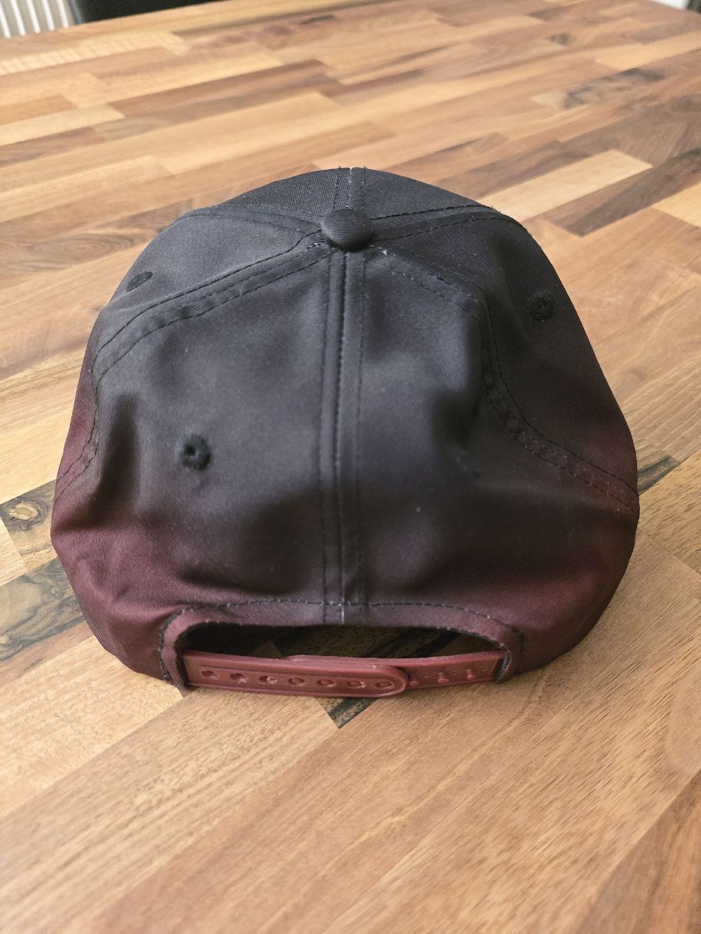 Copricapi, berretti & cappellini: Tomorrowland Cap / Kappe – Usato da Bern venduto da bumae93 1