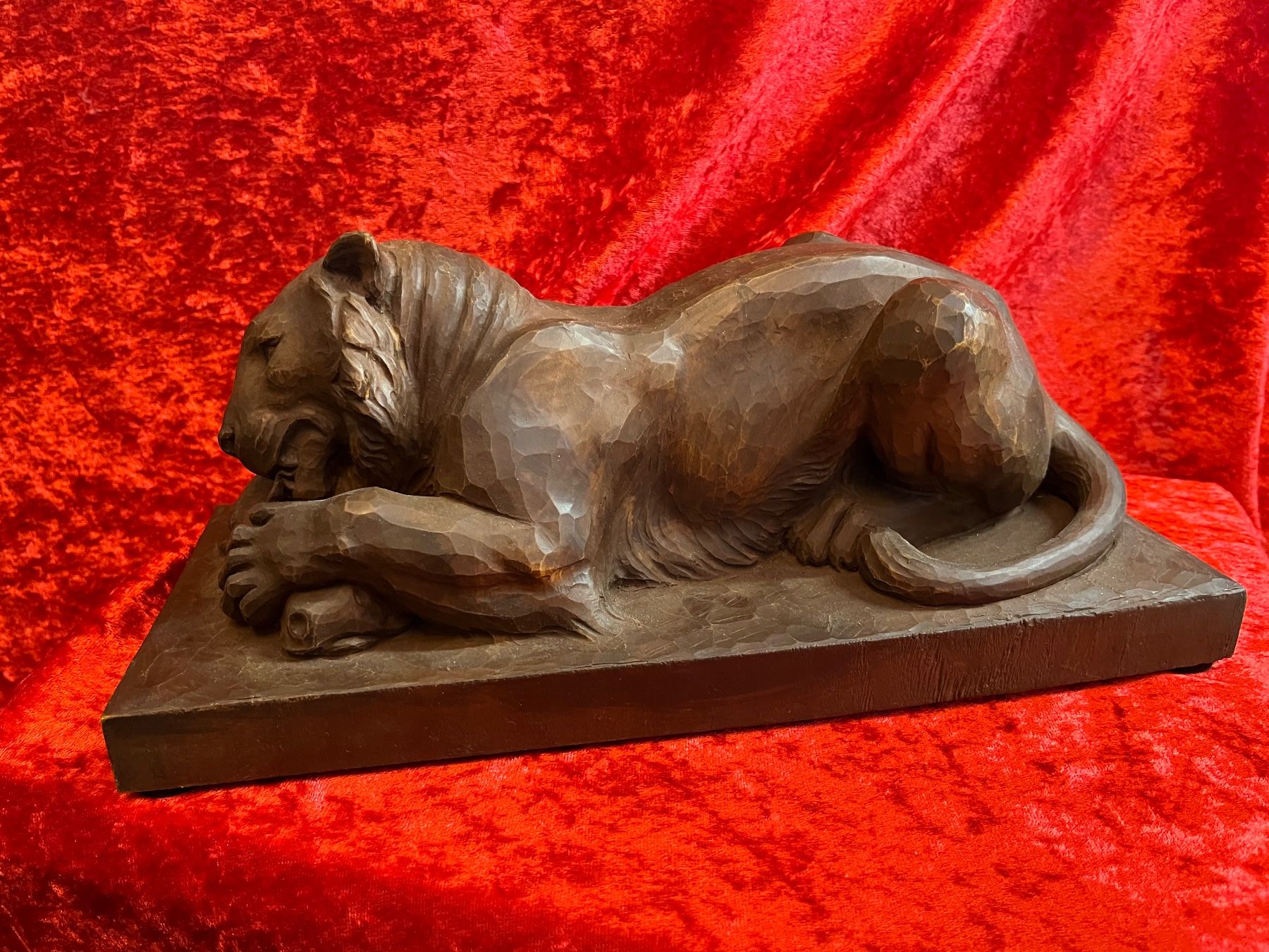 Sculture & Statue: Brienzer Schnitzerei junger Löwe, rar. – Usato da Kandergrund venduto da honey-art_and_more