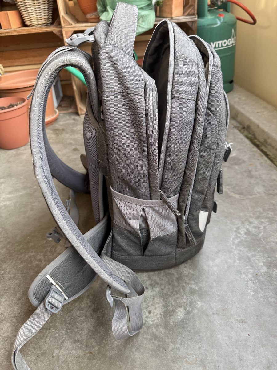 Satch Borse & Zaini: Satch Schulrucksack grau – Usato da Luzern venduto da Daniela1907 1