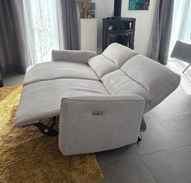 Divani: Canapé relax électrique – Usato da Bussigny venduto da Pad007 2