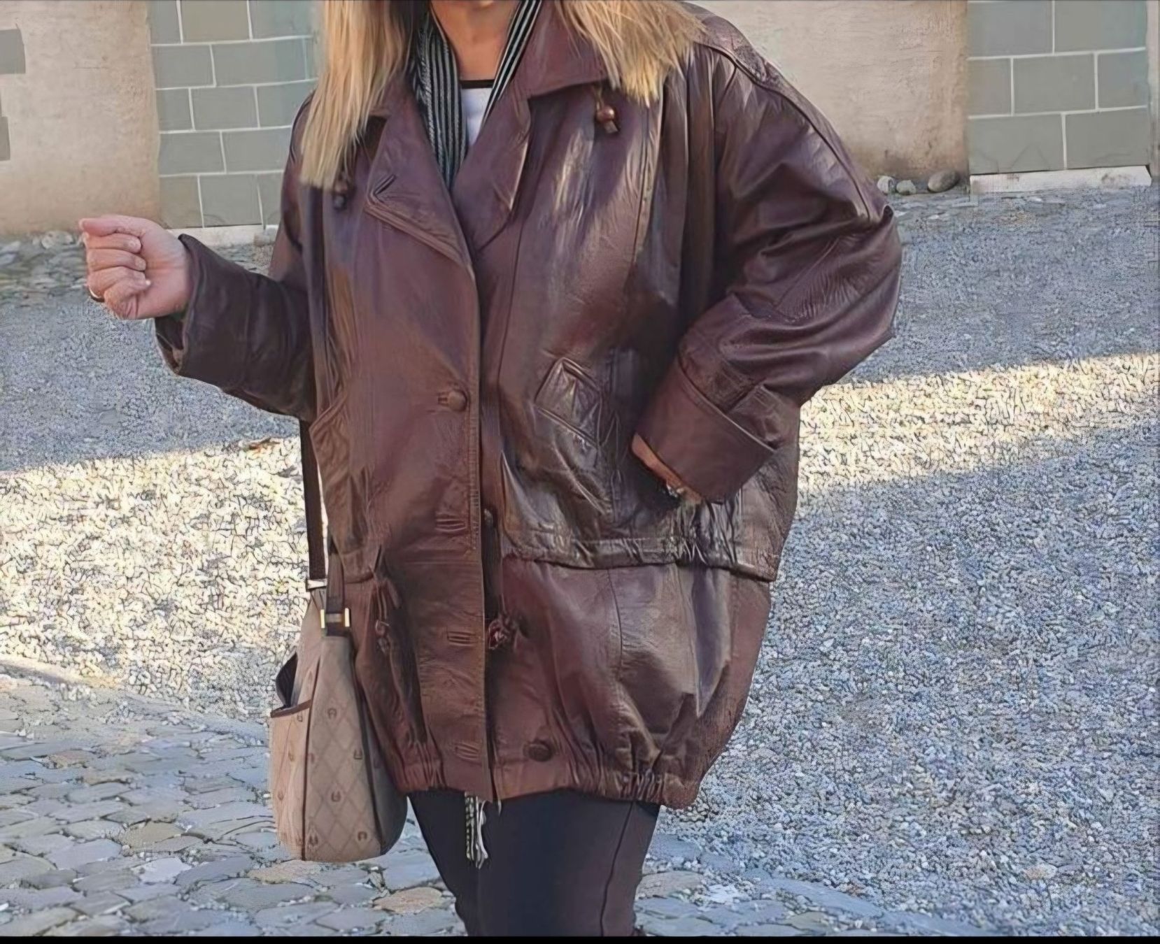 Giacche: Veste en cuir veritable – Usato da Nax venduto da mojy 2
