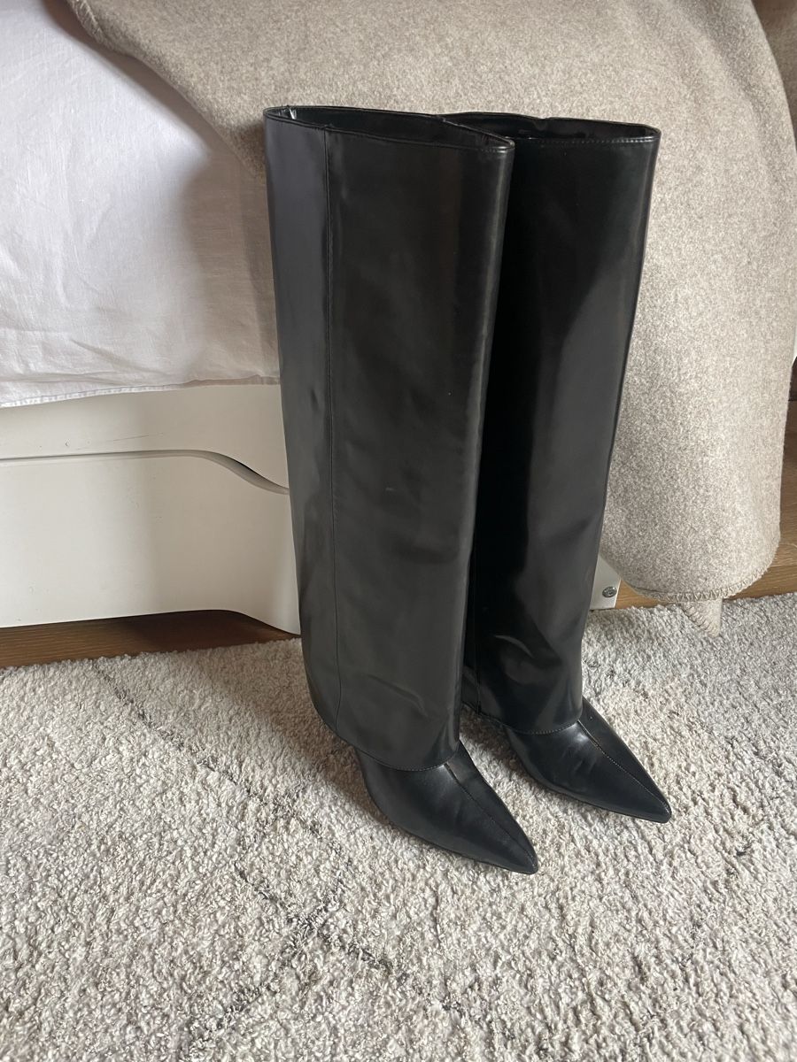 Scarpe da donna: Zara boots 36 – Usato da Pfäffikon SZ venduto da MarieEdh