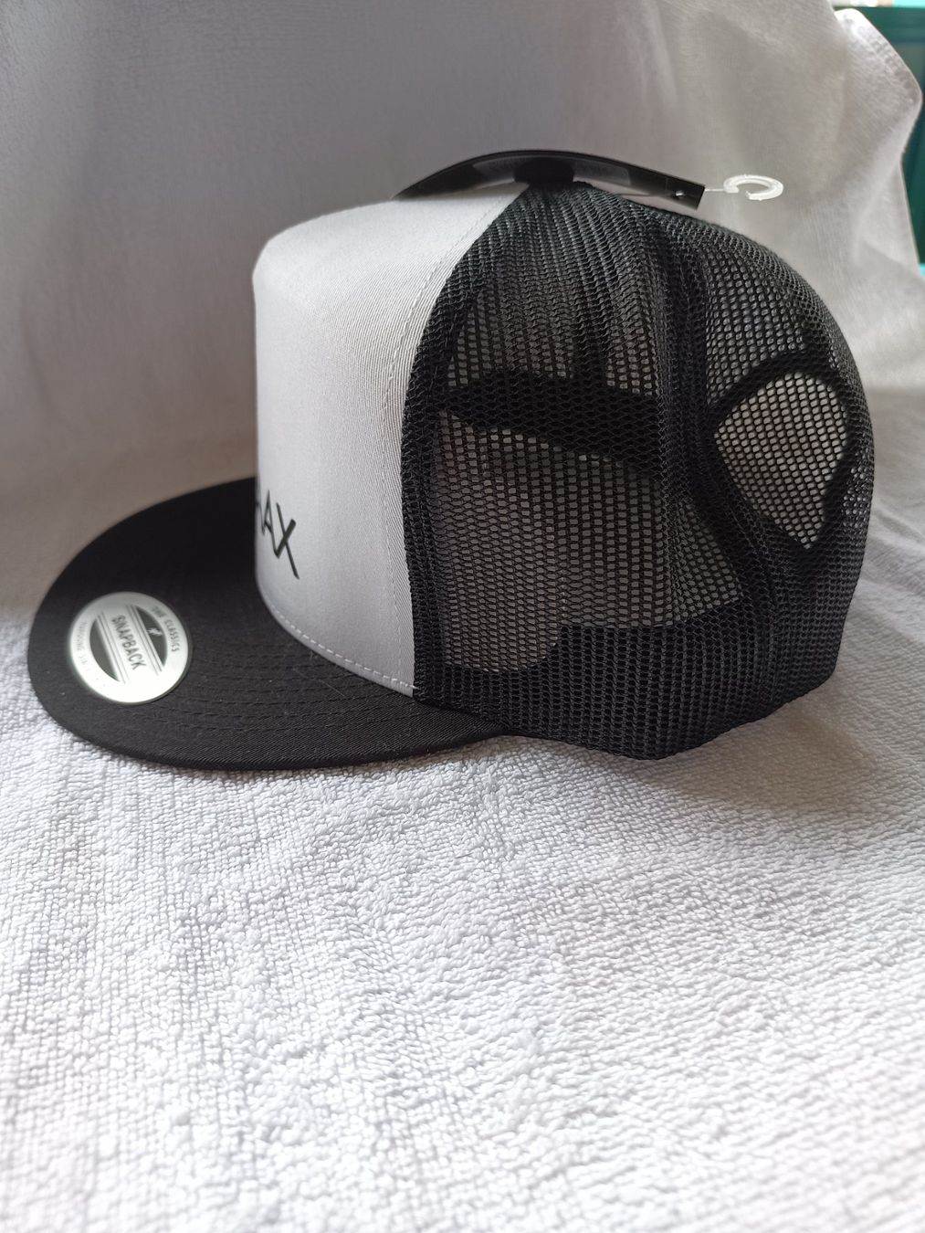Hüte, Mützen & Caps: Laax Basecap / Cap (a) – Neu und originalverpackt aus Oberegg von A-Z.Handel.Loehrer 1
