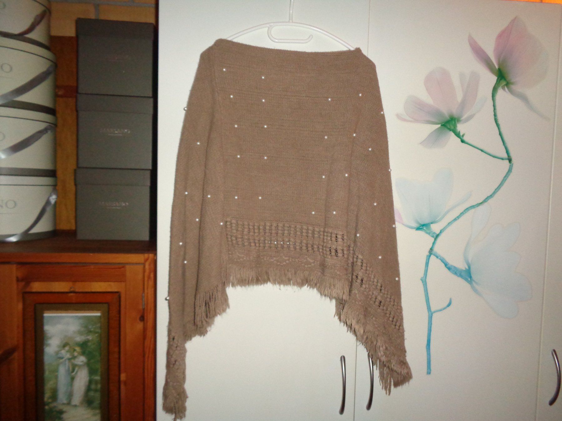 Altro in Moda donna: *** Poncho *** / mit Perlen – Usato da Othmarsingen venduto da Leuchtturmlady