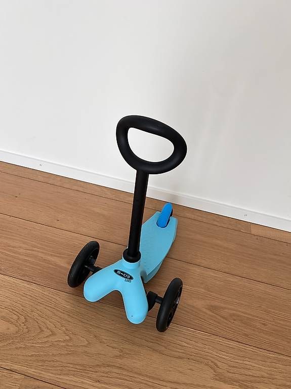Kickboard: Micro Lino 3in1 Scooter mit Sitz  hellblau – D'occasion à Küsnacht ZH par ari_n6yv