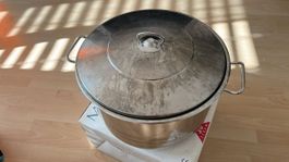 Stainless steel pot 30 litre good condition