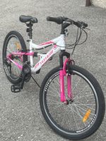 vélo tout-terrain tout suspendu 