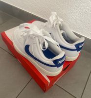 Basket blanches Nike ado/femme neuves pointures 37,5