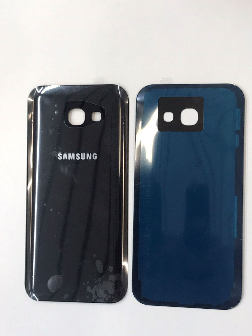 Samsung Telefoni cellulari / Smartphones: Samsung Galaxy A5 2017 Akkudeckel Schwar – Nuovo e nell'imballaggio originale da bern venduto da reptechnic