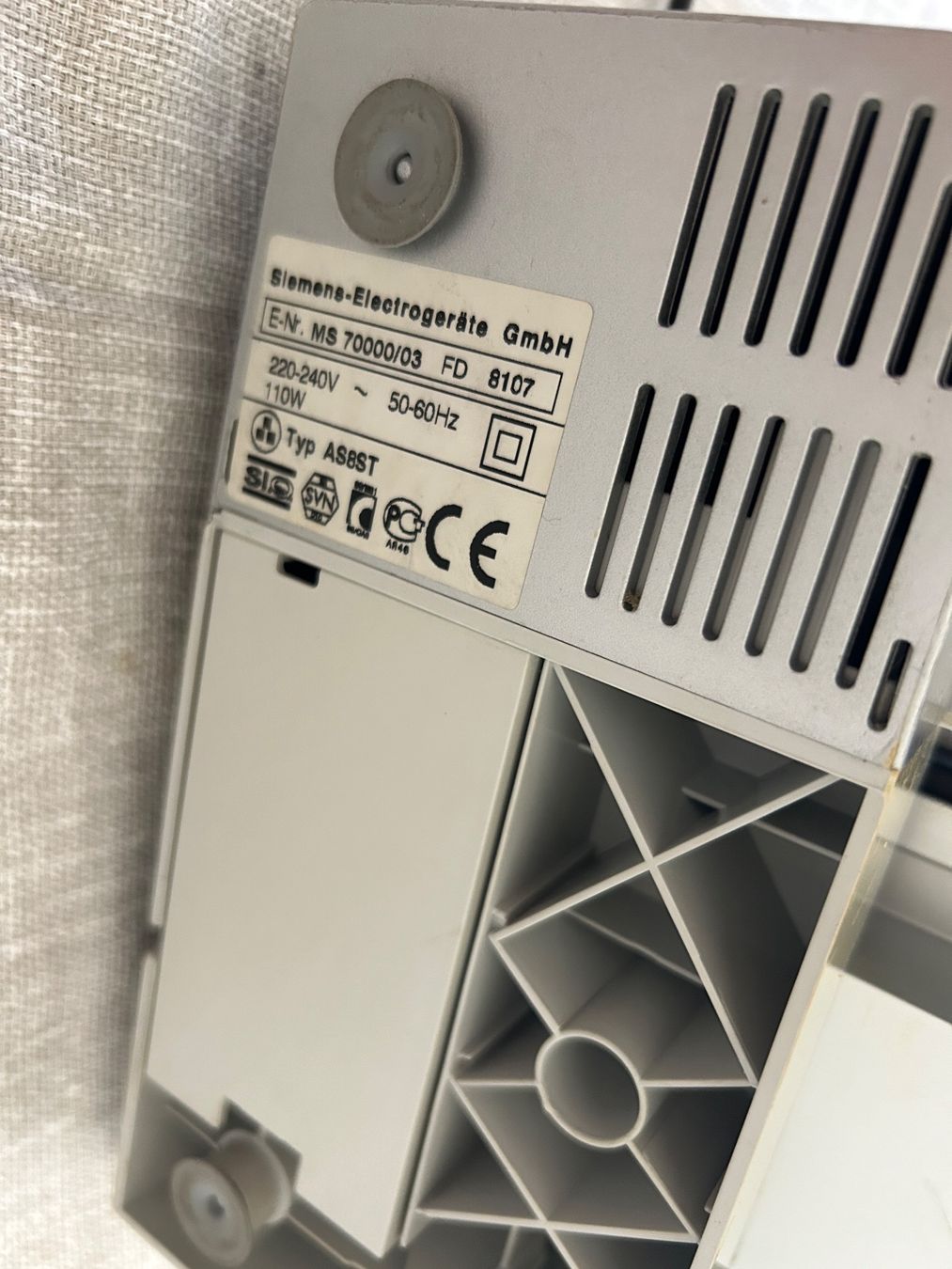 Siemens Elettrodomestici da cucina: Aufschnittmaschine Siemens – Usato da Niederglatt ZH venduto da Julia_4 3