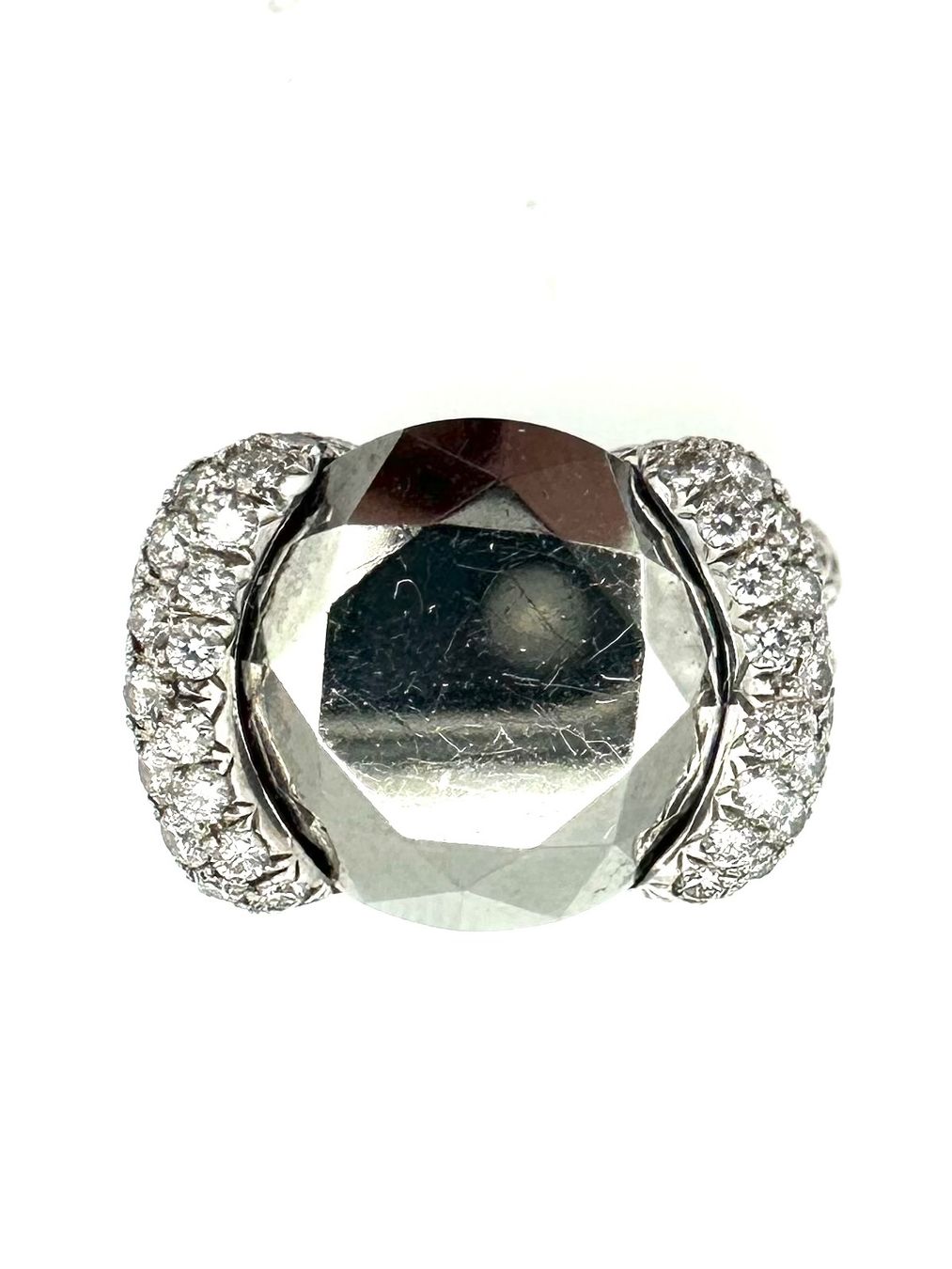 Chopard Anelli: CHOPARD. Bague "Joaillerie", or  18K, chrome et diamants – Usato da Renens VD venduto da Diademe.sarl