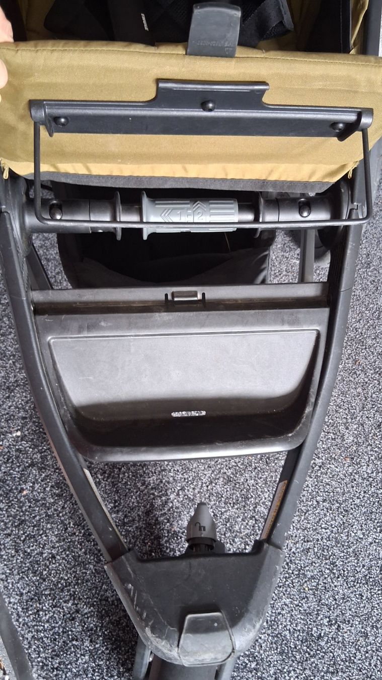 Thule Carrozzine: Poussette Thule Urban Glide – Usato da St-Légier-Chiésaz venduto da dma_699g 7