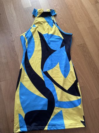Kleid Gr S neu