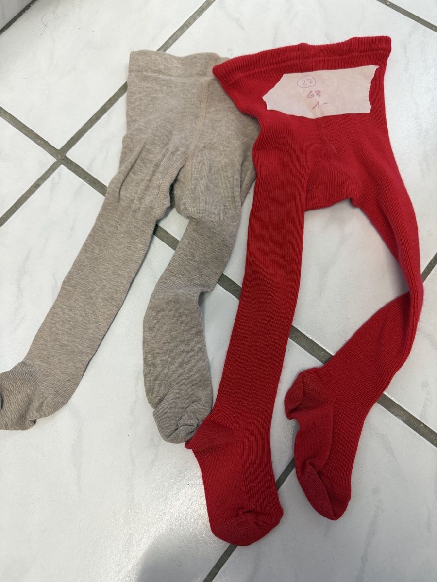 Autres vêtements: Strumpfhosen – D'occasion à Diegten par ann_r8ls