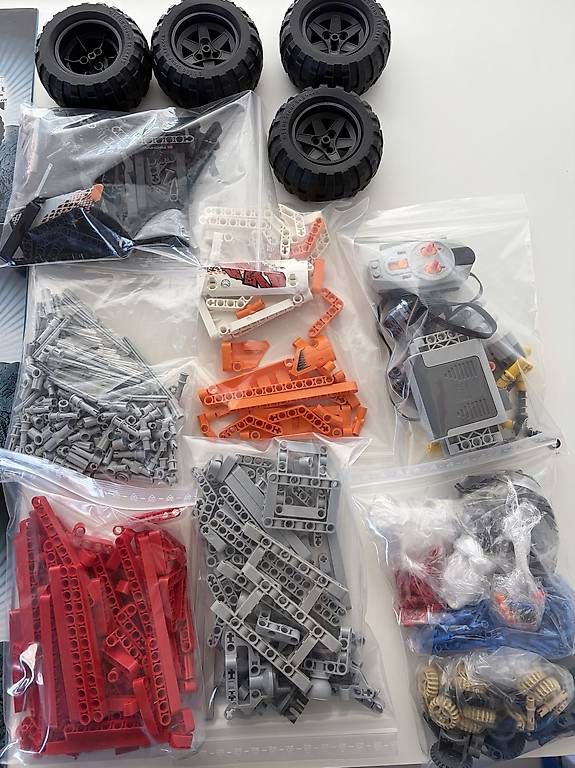 Giocattoli: Lego Technik 9398  Offroader – Usato da Siselen BE venduto da lis_gl27 1