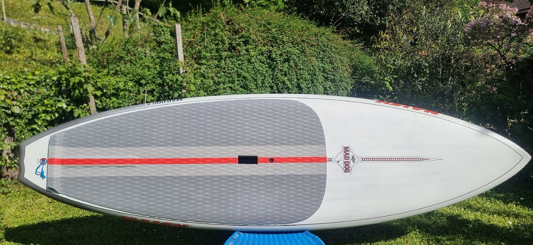 SUP WAVE NAISH Mad Dog 8