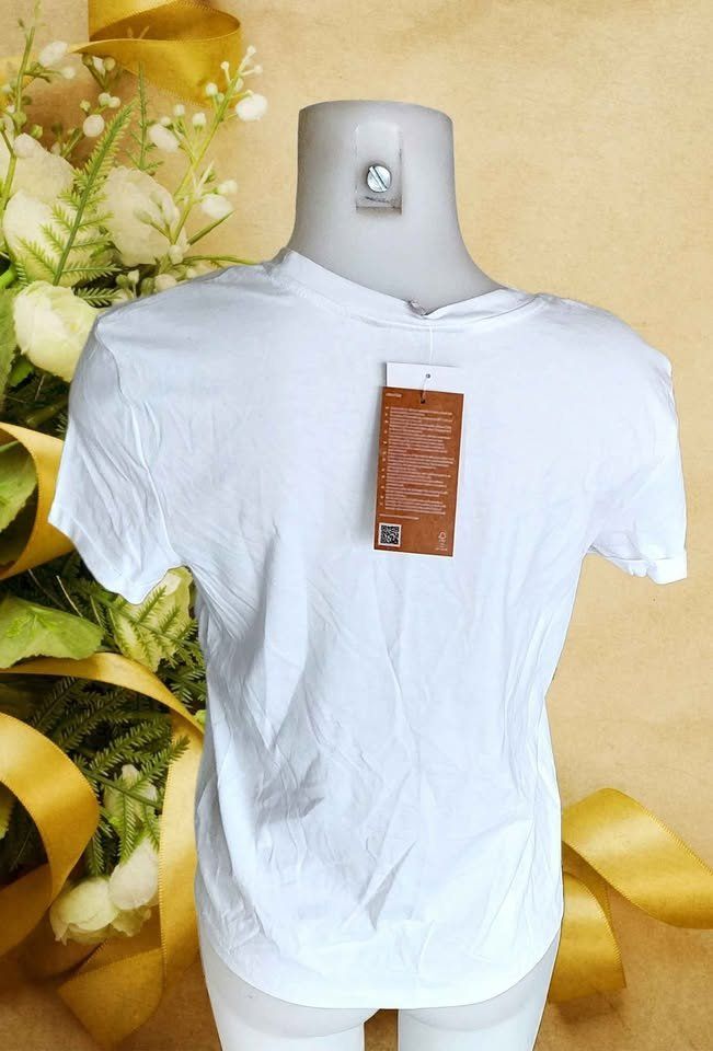 C&A T-Shirts: Weisses T-Shirt "Keep on Smiling" Grösse 38 NEU – Neu und originalverpackt aus Aarburg von Hystoria 2