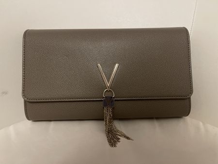 Elegante Valentino  / Clutch in Taupe mit Fransen - Neu! (54