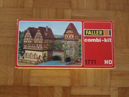 1711 Combi-kit  H0 von Faller Gebraucht Geöffnet