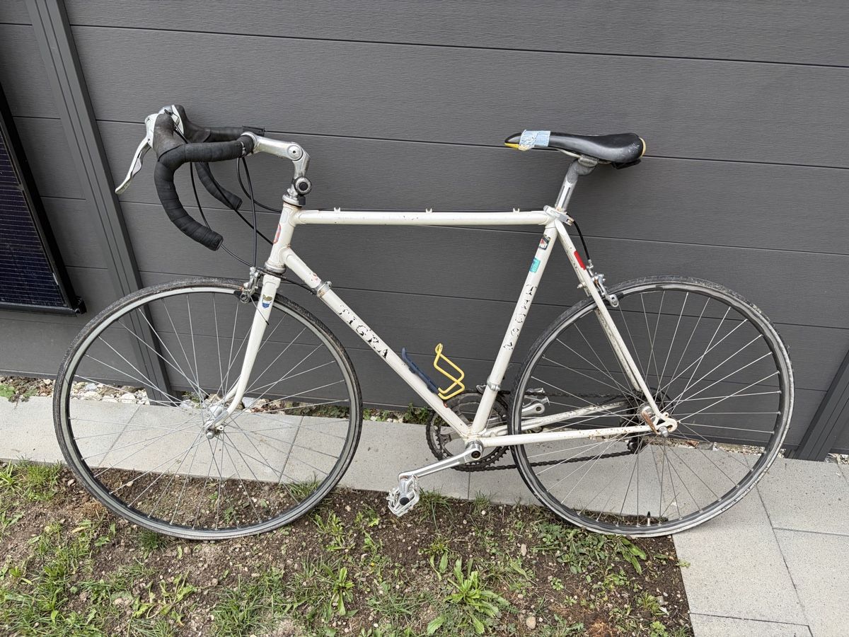 Vélos: Rennrad  – Défectueux à Etziken par Gin13