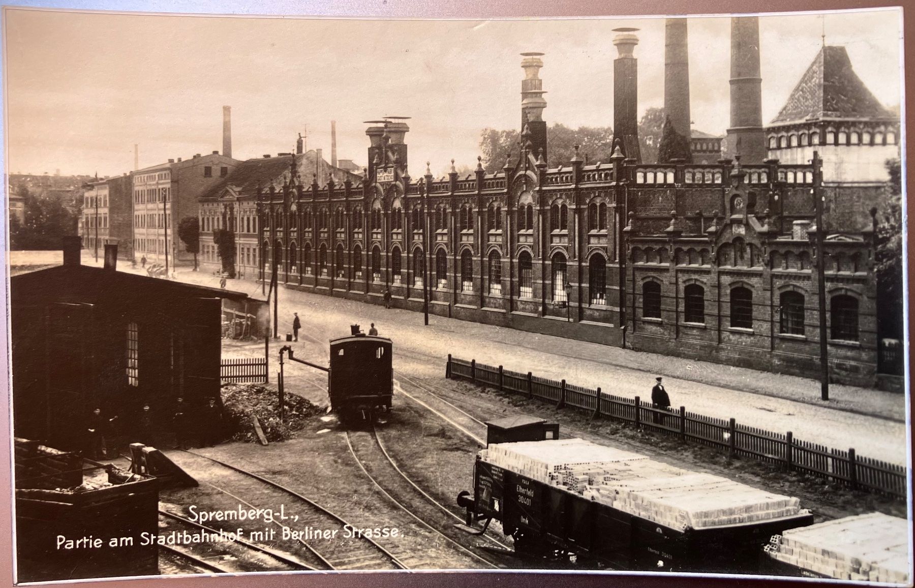 Cartoline postali: Alte Ansichtskarte Spremberg  Stadtbahnhof Berlinerstr.1920 – Usato da MURALTO venduto da Kollektorin