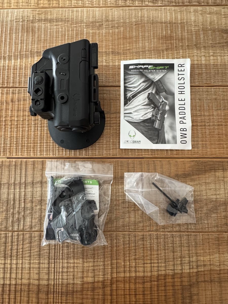 Tiro a segno: Holster AlienGear OWB Shape Shift – Nuovo (secondo la descrizione) da Bolligen venduto da whitepointer01