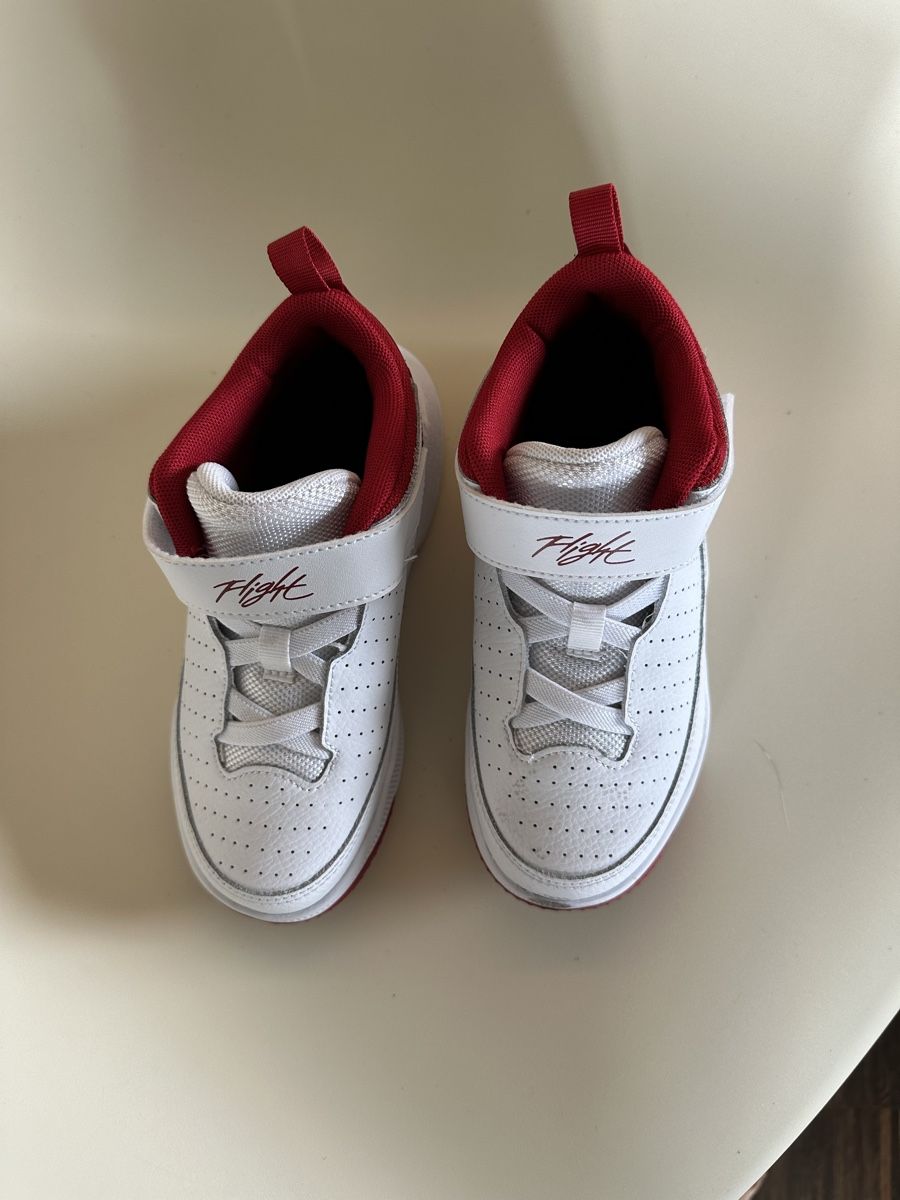 Jordan Scarpe per ragazzi: Jordan Max Aura 5 Kids Sneaker size 30 – Nuovo (secondo la descrizione) da Zürich venduto da Heisenberg27 1
