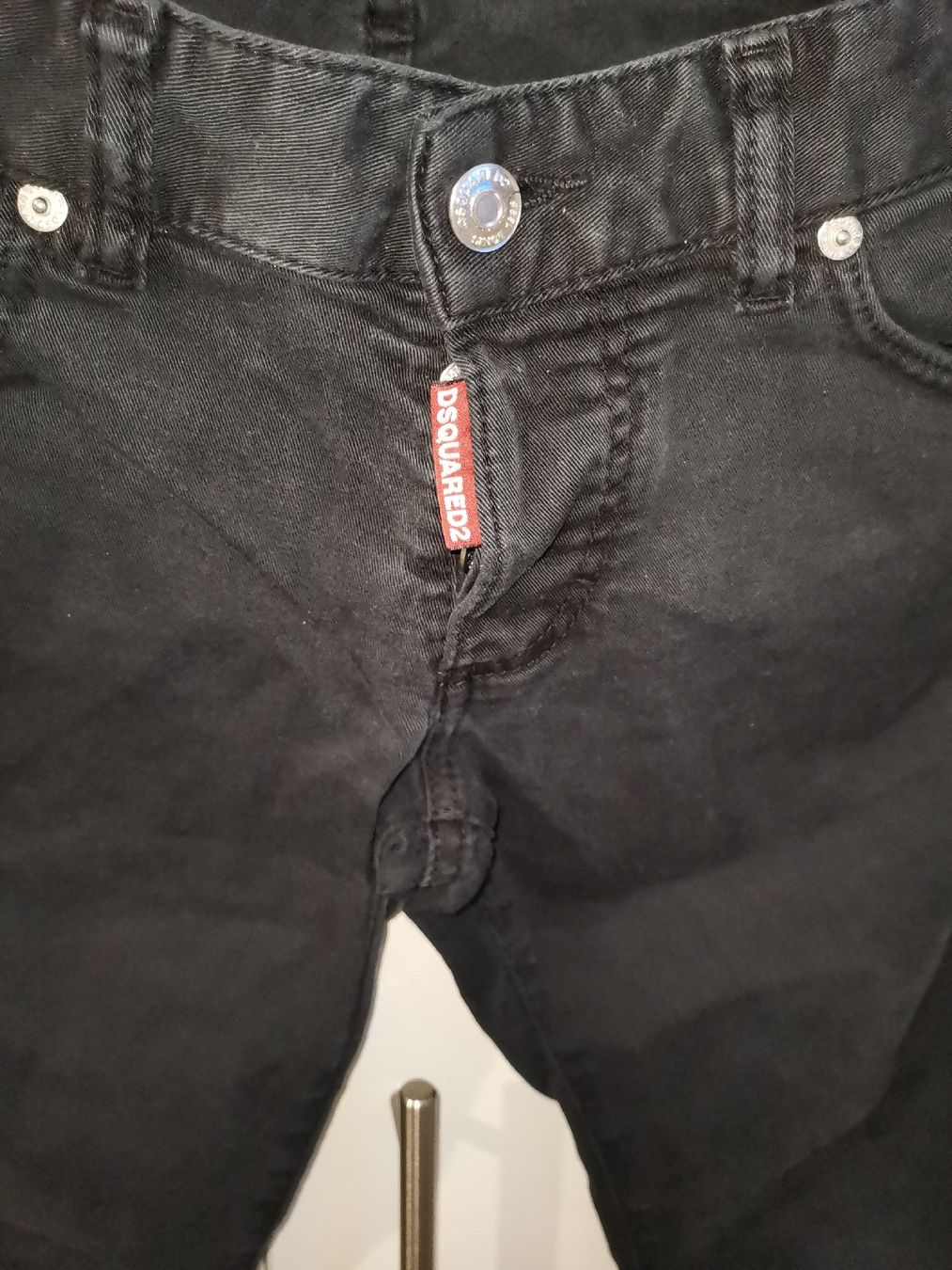 Dsquared2 Hosen: DSQUARED2 KINDER HOSE GRÖSSE 140 9-10 Y – Gebraucht aus basel von lupettone 1