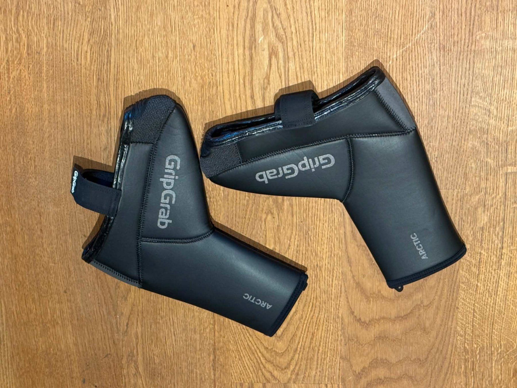 Protezioni & Imbottiture: GripGrab Arctic II Waterproof Deep Winter Road Shoe Covers – Nuovo (secondo la descrizione) da Ennetbaden venduto da str_fmz5