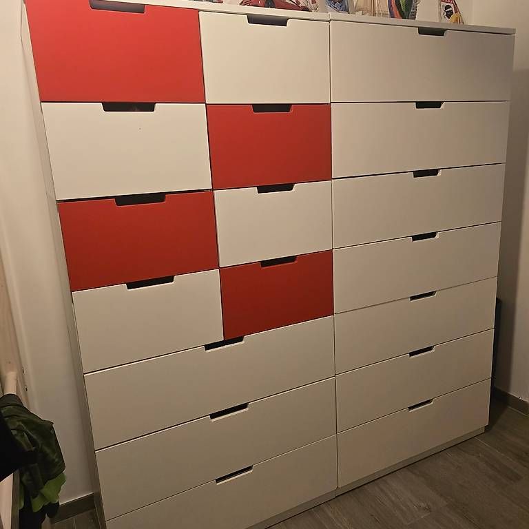 Cassettiere: Cassettiera MALM – Usato da Pollegio venduto da mbat