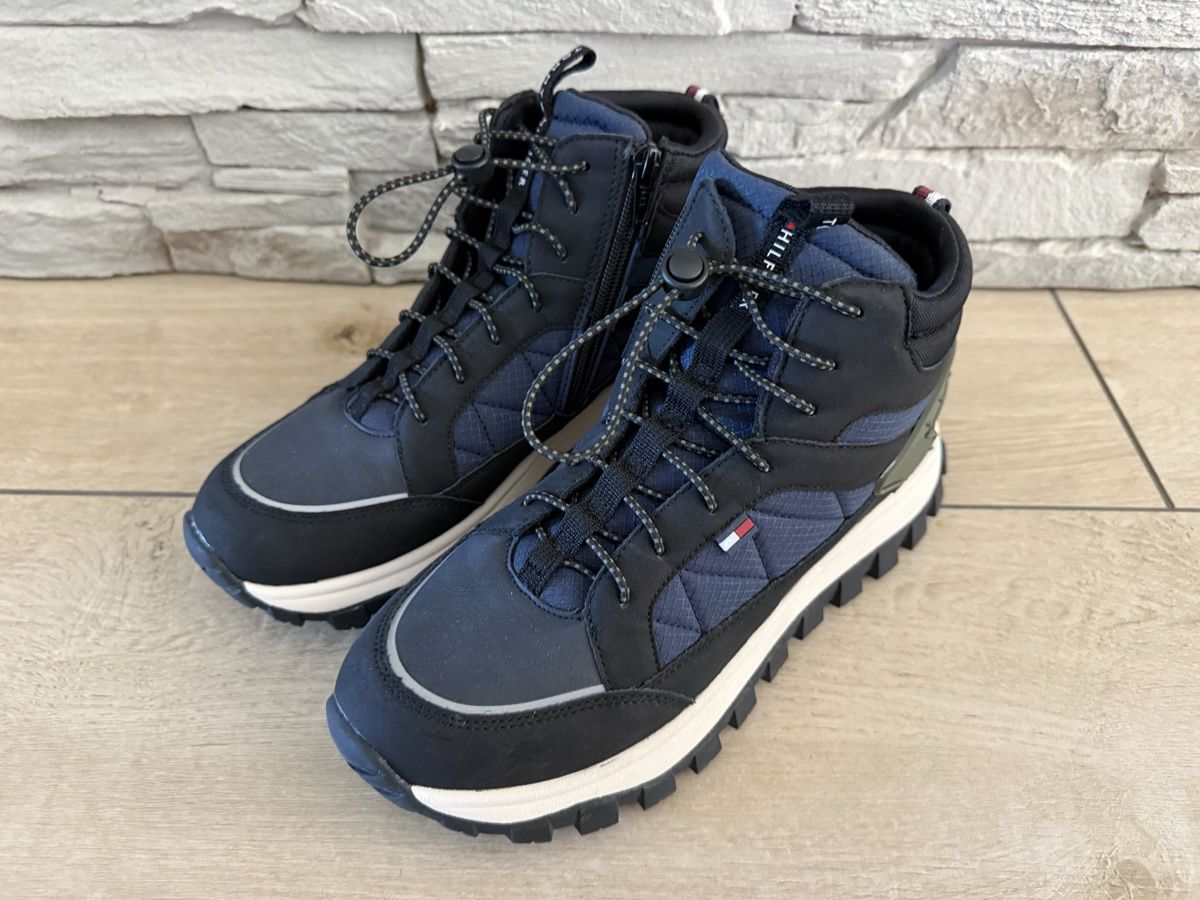 Tommy Hilfiger Scarpe per ragazzi: Tommy Hilfiger 41 NEU – Nuovo e nell'imballaggio originale da Steffisburg venduto da sim_5lpg 1
