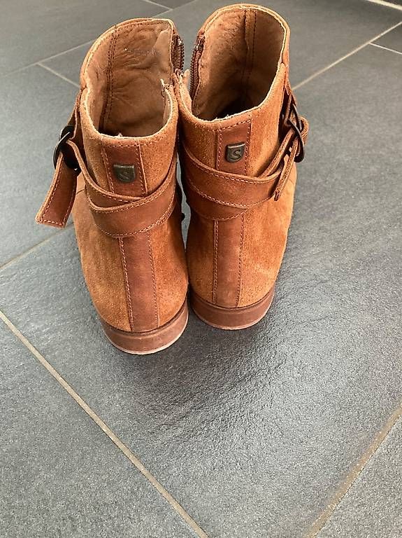 Scarpe da donna: Wildleder Stiefeletten  – Usato da Niederbüren venduto da Rothlinger 2