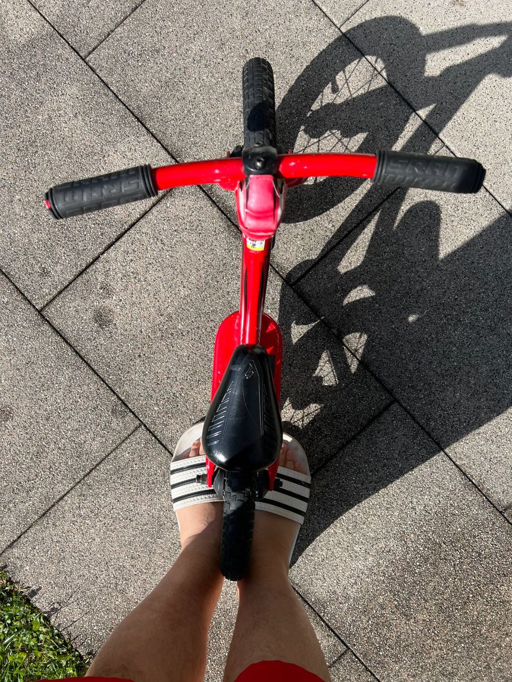 Specialized Biciclette: Specialized Hotwalk Laufrad – Usato da Unterägeri venduto da Sendito0 1