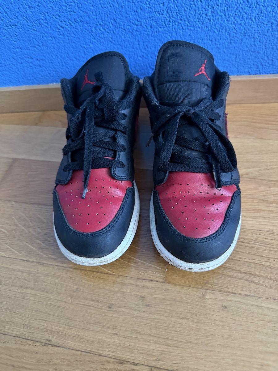 Scarpe per ragazzi: Coole Jordan Kinderschuhe – Usato da Pratteln venduto da ren_mc9r